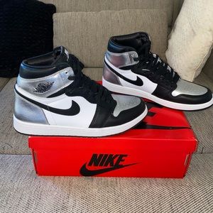 Jordan 1 Retro High - Silver Toe (W) -2021